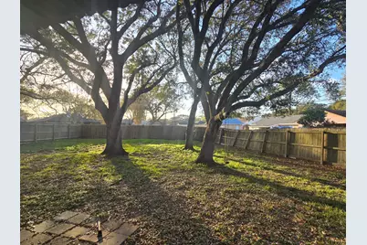 3825 Avenue R, Rosenberg, TX 77471 - Photo 17