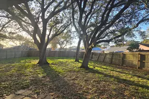 3825 Avenue R, Rosenberg, TX 77471 - Photo 17