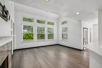8607 Village Terrace, Houston, TX 77040 - Photo 9