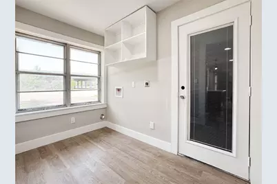 2108 Ontario Street, Baytown, TX 77520 - Photo 9