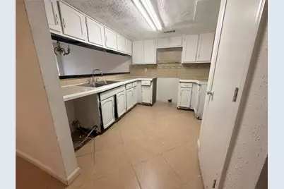 12246 Wild Pine Drive #C, Houston, TX 77039 - Photo 17