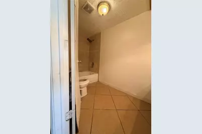 12246 Wild Pine Drive #C, Houston, TX 77039 - Photo 7