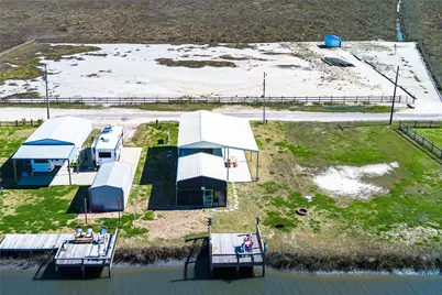 1109 Paisley Street, Gilchrist, TX 77617 - Photo 31