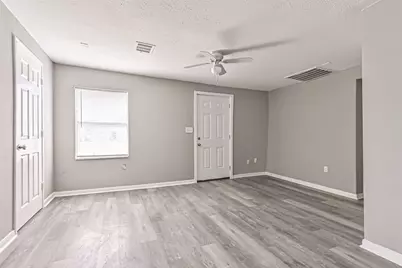 9839 Racine Street #1/2, Houston, TX 77029 - Photo 15