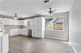 4106 Cypress Hill Dr, Spring, TX 77388 - Photo 11