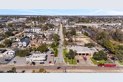 104 E 44th Street, Houston, TX 77018 - Photo 13