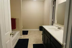 12910 Almeda Crossing Ct, Houston, TX 77048 - Photo 11