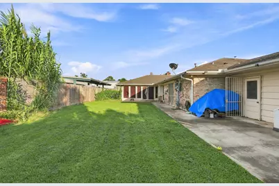 315 Stonehenge Lane, Houston, TX 77015 - Photo 27