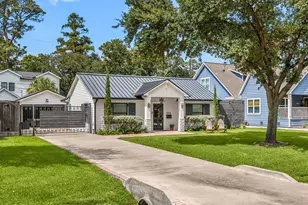 1054 Gardenia Dr, Houston, TX 77018 - Photo 3