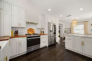 1054 Gardenia Dr, Houston, TX 77018 - Photo 13