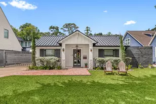1054 Gardenia Dr, Houston, TX 77018 - Photo 1