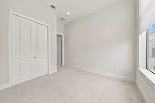 1004 California St, Houston, TX 77006 - Photo 13