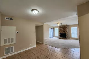 17401 Red Oak Dr, Houston, TX 77090 - Photo 9