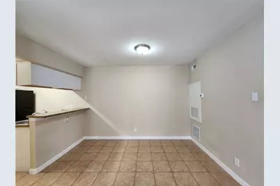 17401 Red Oak Drive #100, Houston, TX 77090 - Photo 5