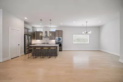 834 Fisher Street #C, Houston, TX 77018 - Photo 5