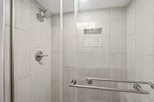 2350 Bering Dr, Houston, TX 77057 - Photo 15