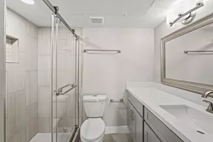 2350 Bering Dr, Houston, TX 77057 - Photo 13