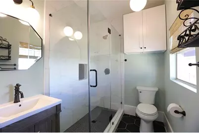 2119 Freeman Street, Houston, TX 77009 - Photo 11