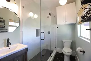 2119 Freeman St, Houston, TX 77009 - Photo 11