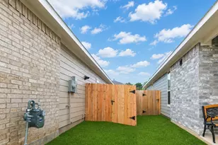 24711 Kessing Creek Ln, Houston, TX 77336 - Photo 27