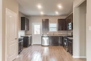 24711 Kessing Creek Ln, Houston, TX 77336 - Photo 9