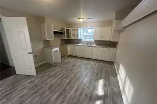 3906 Madden Ln, Houston, TX 77047 - Photo 3