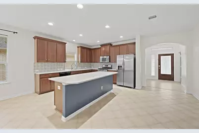 12206 Crescent Mountain Lane, Humble, TX 77346 - Photo 9