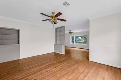 2527 Avenue G, Rosenberg, TX 77471 - Photo 9