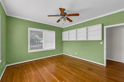 2527 Avenue G, Rosenberg, TX 77471 - Photo 11