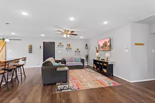 908 Morningside Ct, Friendswood, TX 77546 - Photo 3