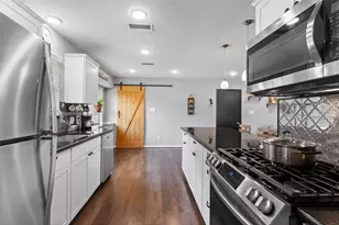 908 Morningside Ct, Friendswood, TX 77546 - Photo 5