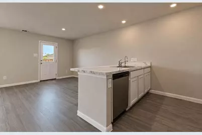 68 Road 51026, Cleveland, TX 77327 - Photo 7