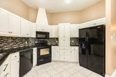 224 N Ranch House Road, Angleton, TX 77515 - Photo 11