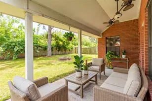 224 N Ranch House Rd, Angleton, TX 77515 - Photo 27