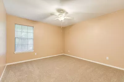 224 N Ranch House Road, Angleton, TX 77515 - Photo 23
