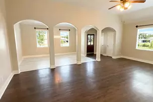 303 Lake Line Dr, Alvin, TX 77511 - Photo 7