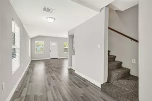 306 E 38th St, Houston, TX 77018 - Photo 9