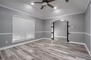 9 N Cay Ct, Angleton, TX 77515 - Photo 5