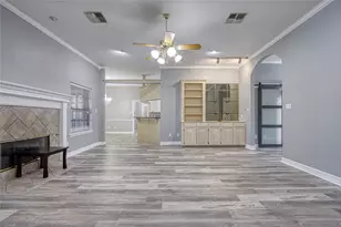 9 N Cay Ct, Angleton, TX 77515 - Photo 9