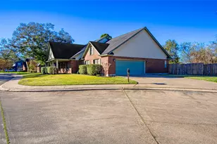 9 N Cay Ct, Angleton, TX 77515 - Photo 29