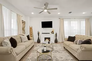 1013 Carnation Dr, Crowley, TX 76036 - Photo 9