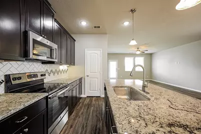 15815 Spruce River Court, Sugar Land, TX 77498 - Photo 9