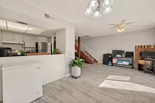 2267 Triway Ln, Houston, TX 77043 - Photo 15