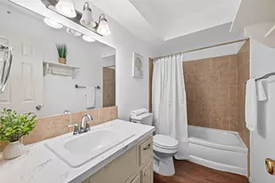 7714 Renwick Dr, Houston, TX 77081 - Photo 23