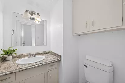 7714 Renwick Drive #D13, Houston, TX 77081 - Photo 19