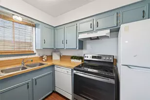 7714 Renwick Dr, Houston, TX 77081 - Photo 15