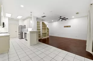 78 N Camellia Grove Cir, The Woodlands, TX 77382 - Photo 15