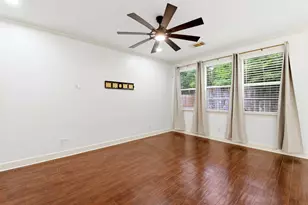 78 N Camellia Grove Cir, The Woodlands, TX 77382 - Photo 11