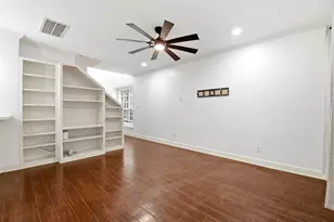 78 N Camellia Grove Cir, The Woodlands, TX 77382 - Photo 9