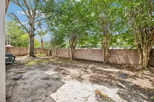 808 Fleetwood Pl Dr, Houston, TX 77079 - Photo 27